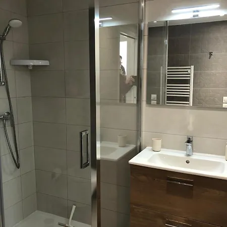 شقة Neuf, Climatise Et Au Calme A